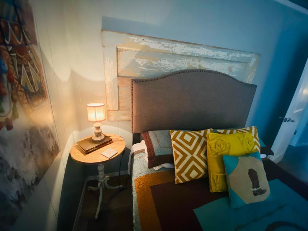 Pecan St. Parlor Haus Downtown Bandera, Tx المظهر الخارجي الصورة